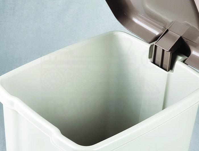 Platic pedal trashcan wholesaler in Thailand